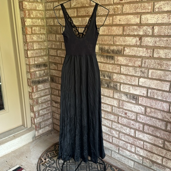 Nos Vintage Olga M Body silk black nylon Full Gown Sweep Oldstock - Picture 9 of 11